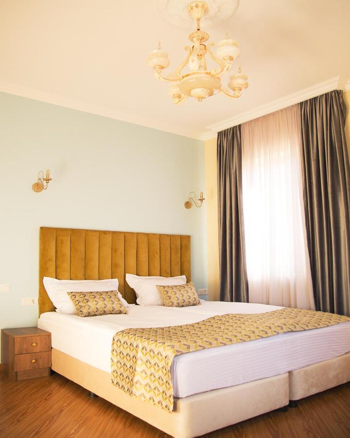 Phazisi Hotel Tbilisi Exterior photo